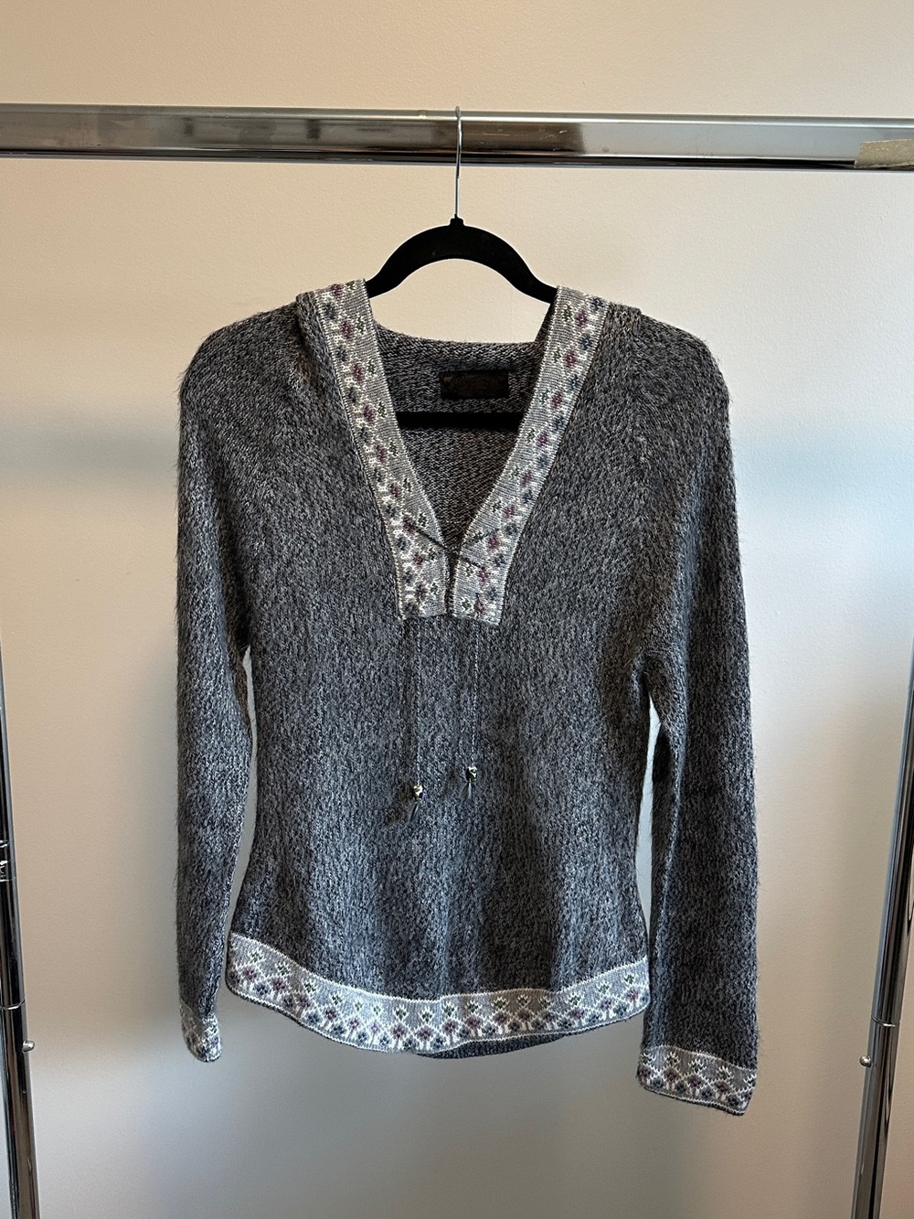 100% Alpaca Fina Handmade Peru Pisac Hooded Sweater Fair Isle Trim Grey Sz XS